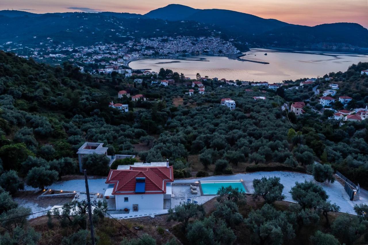 Ninemia Villa in Skopelos Esterno foto
