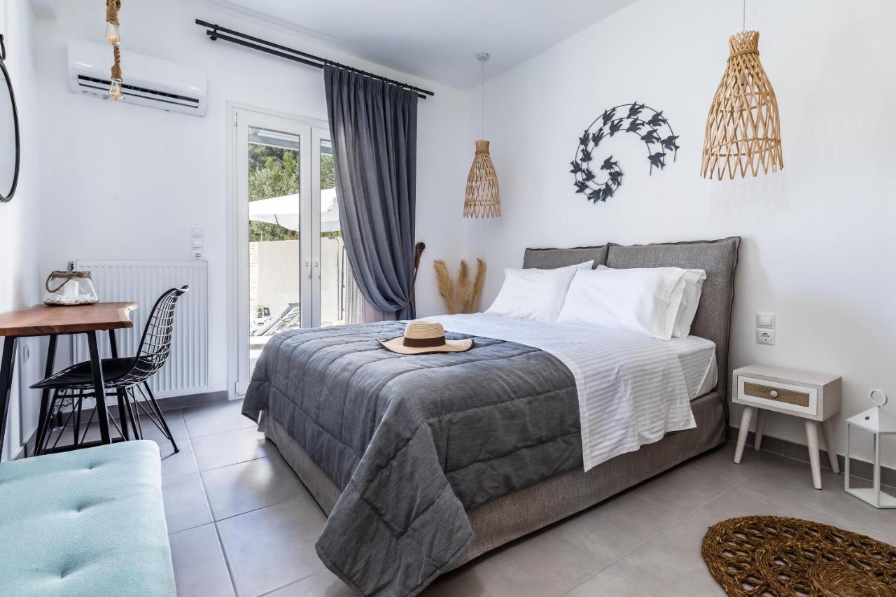 Ninemia Villa in Skopelos Esterno foto